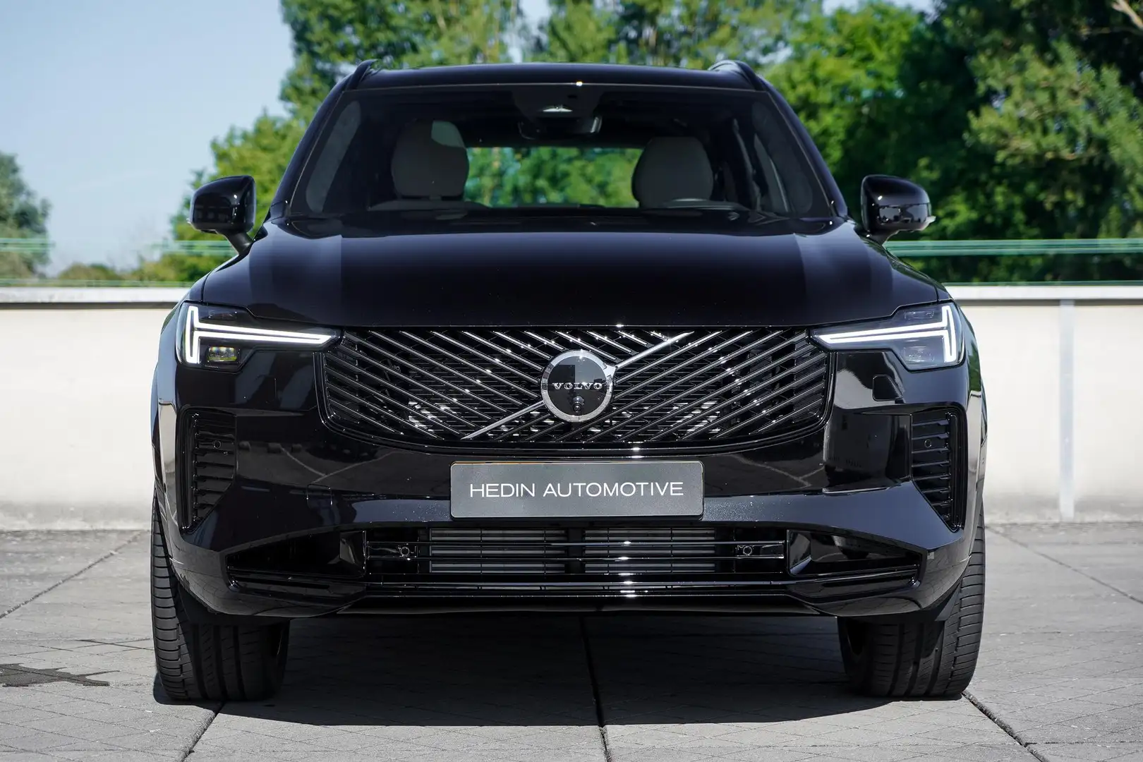 Volvo XC90 2.0 T8 Plug-in hybrid AWD Ultra Dark Panoramadak | Zwart - 2