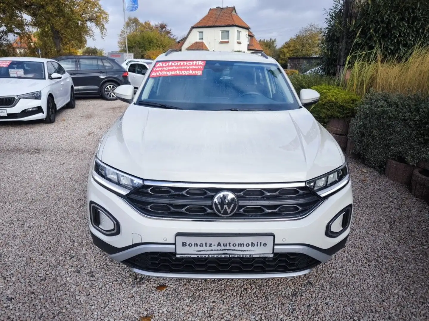 Volkswagen T-Roc 1.5 TSI DSG Life *Navi,AHK,Klimatr,Sitzhzg,APP* Grau - 2