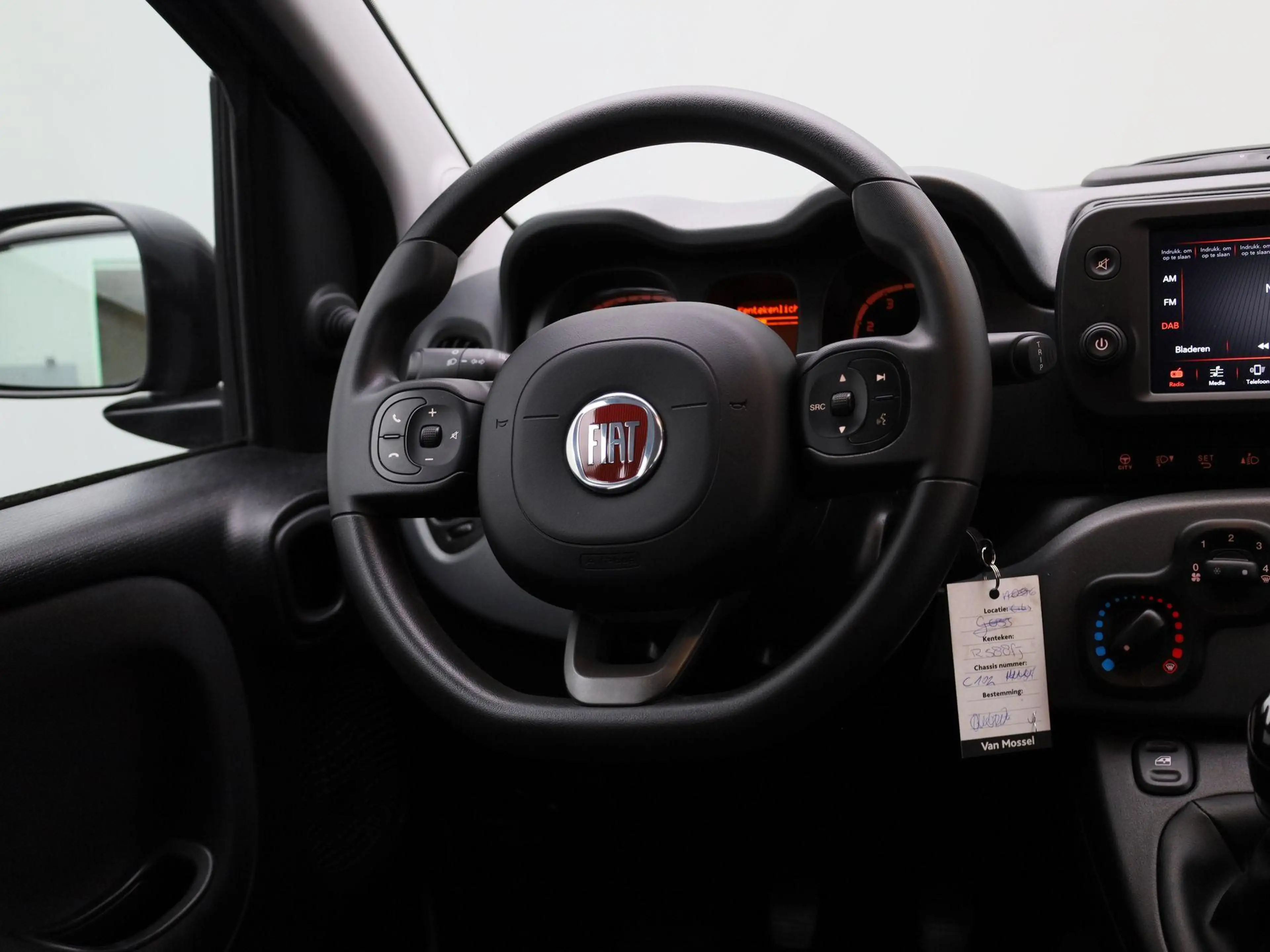 Fiat Panda 1.0 Hybrid City Life | BLUETOOTH | DAB RADIO | AIR — photo 9