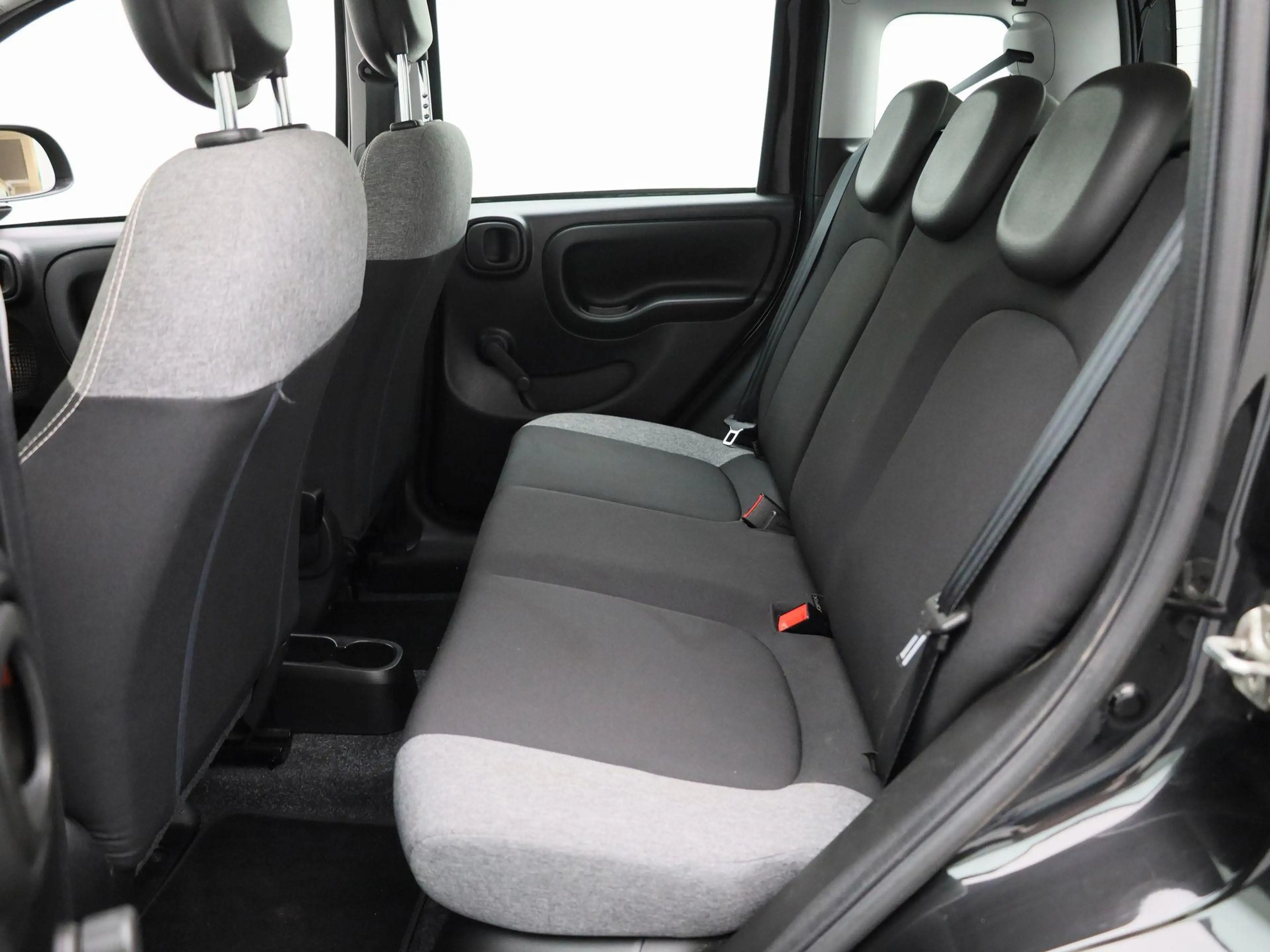 Fiat Panda 1.0 Hybrid City Life | BLUETOOTH | DAB RADIO | AIR — photo 11