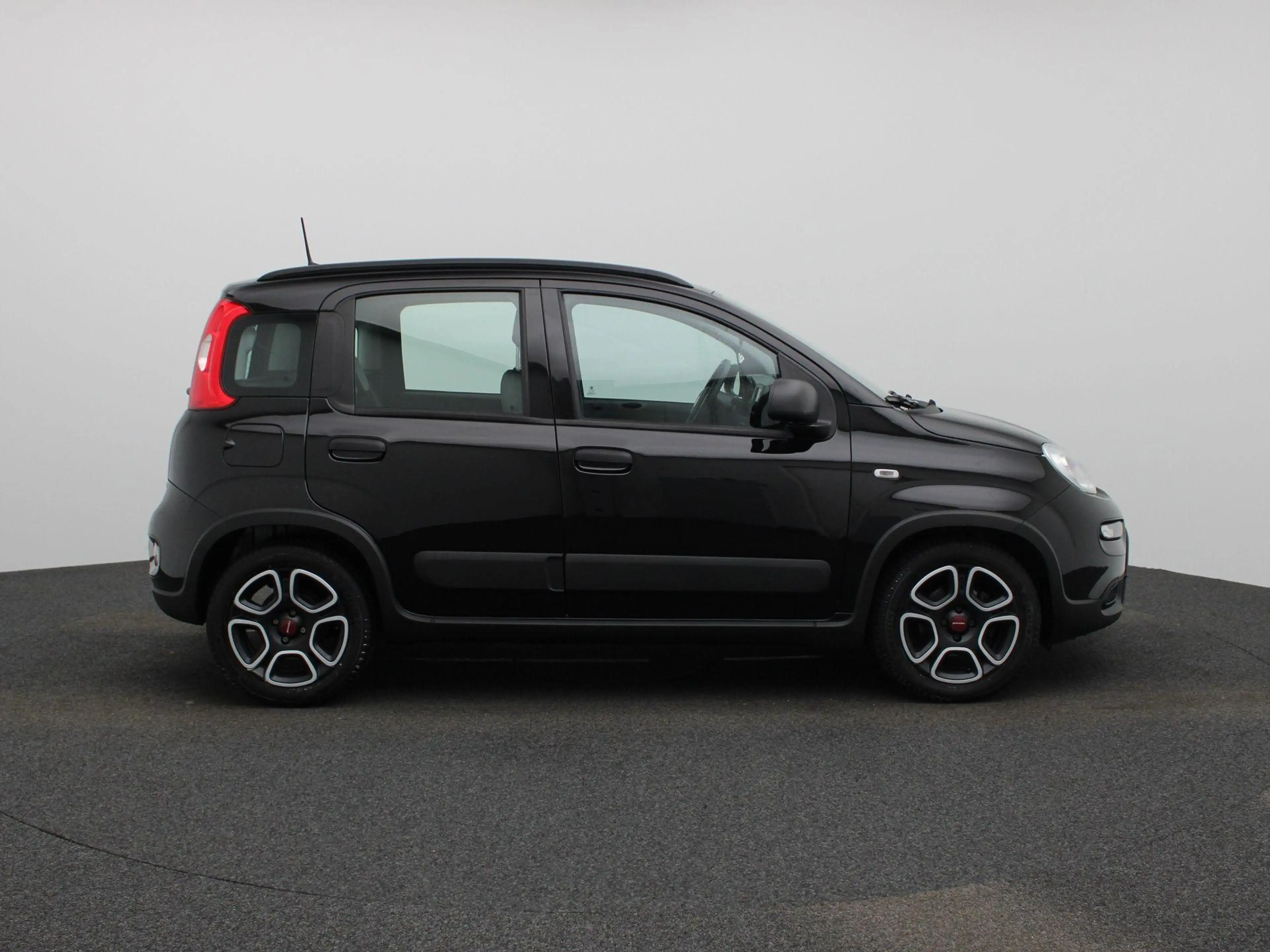 Fiat Panda 1.0 Hybrid City Life | BLUETOOTH | DAB RADIO | AIR — photo 6