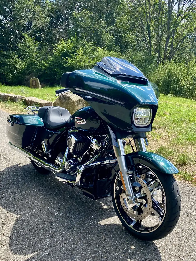 Harley-Davidson Street Glide Traum in seltenem Alpine Green. Neuzustand Verde - 1