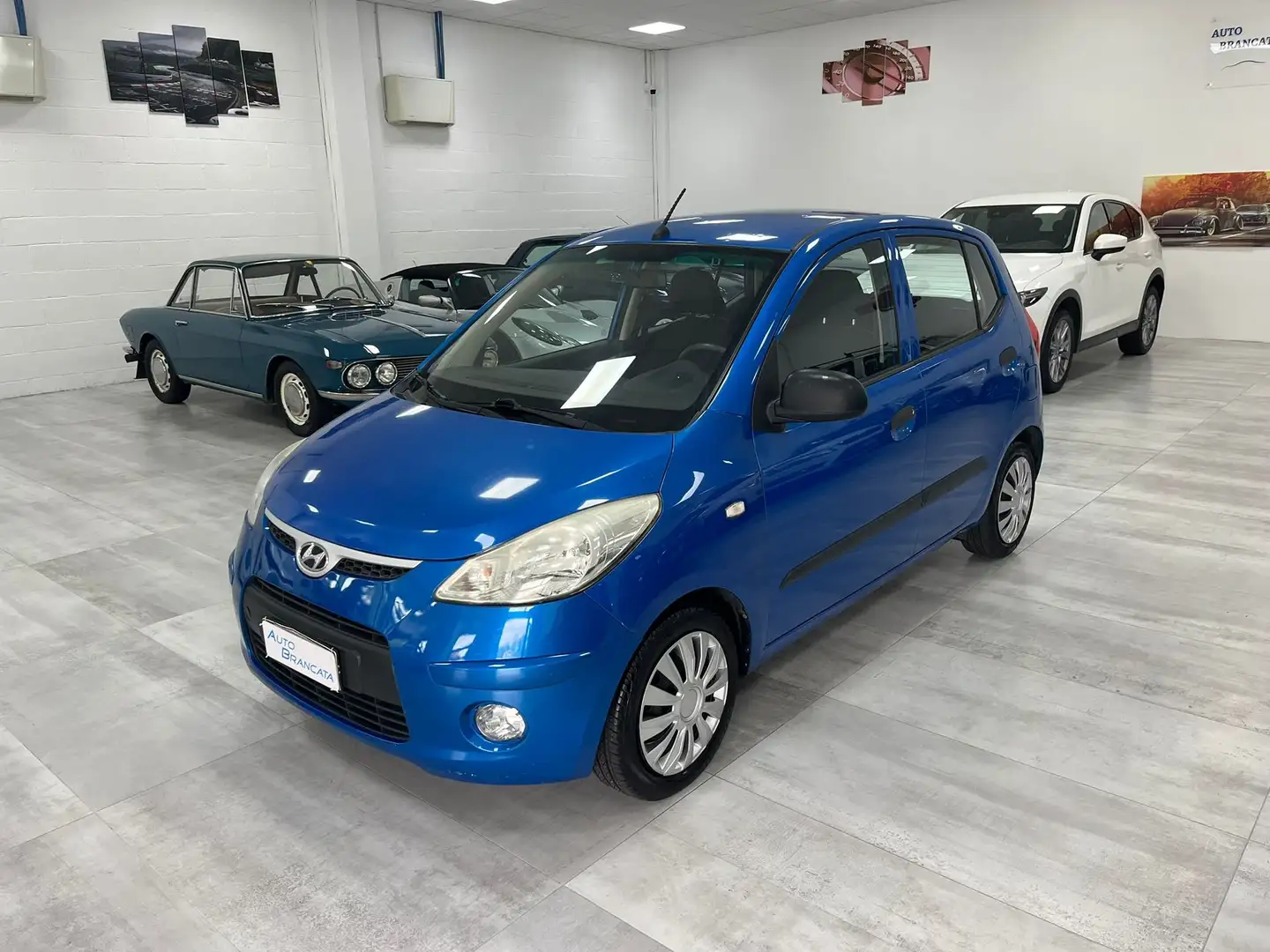 Hyundai i10 1.1 Comfort Blau - 1