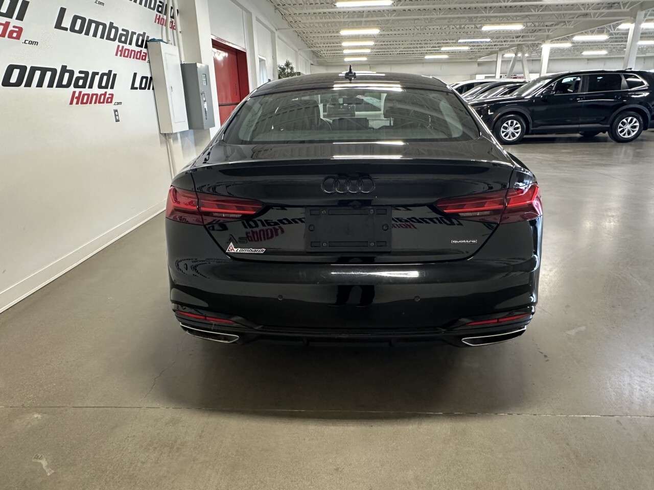 2022 Audi A5 Progressiv 45 TFSI quattro thumb 8