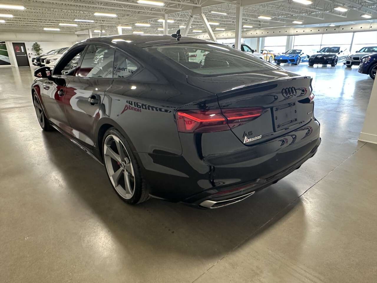 2022 Audi A5 Progressiv 45 TFSI quattro thumb 9