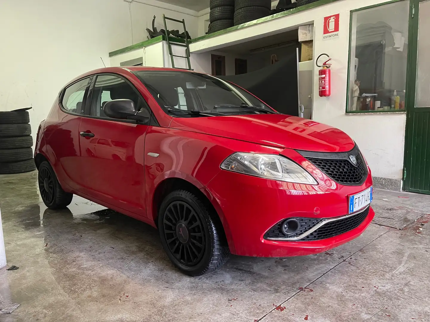 Lancia Ypsilon 1.2 Elefantino Blu ecochic Gpl 69cv  NEOPATENTATI Rosso - 1