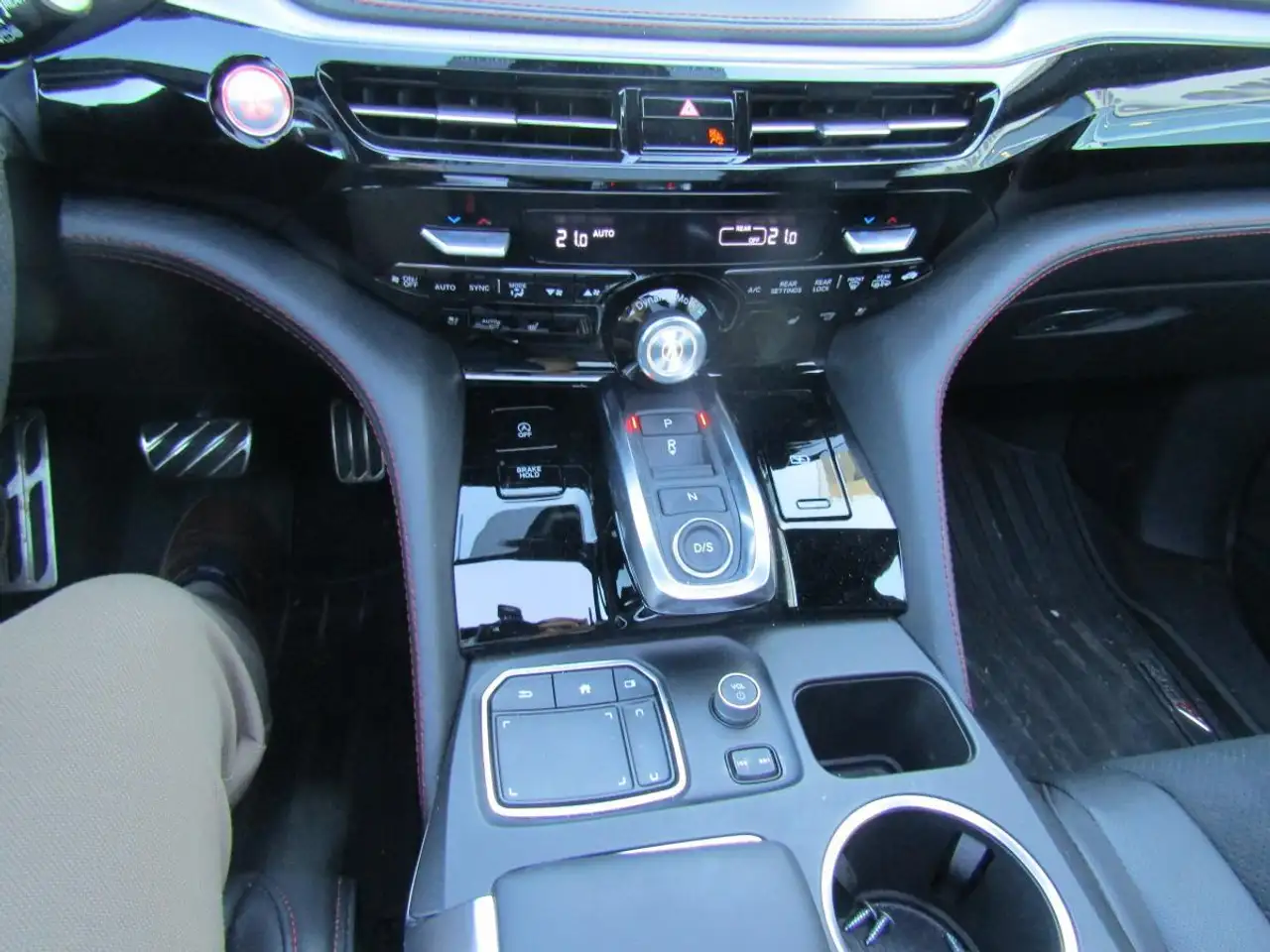 Acura MDX снимка Acura MDX