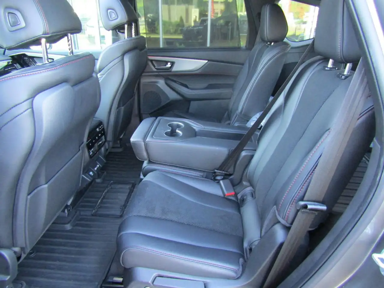 Acura MDX снимка Acura MDX