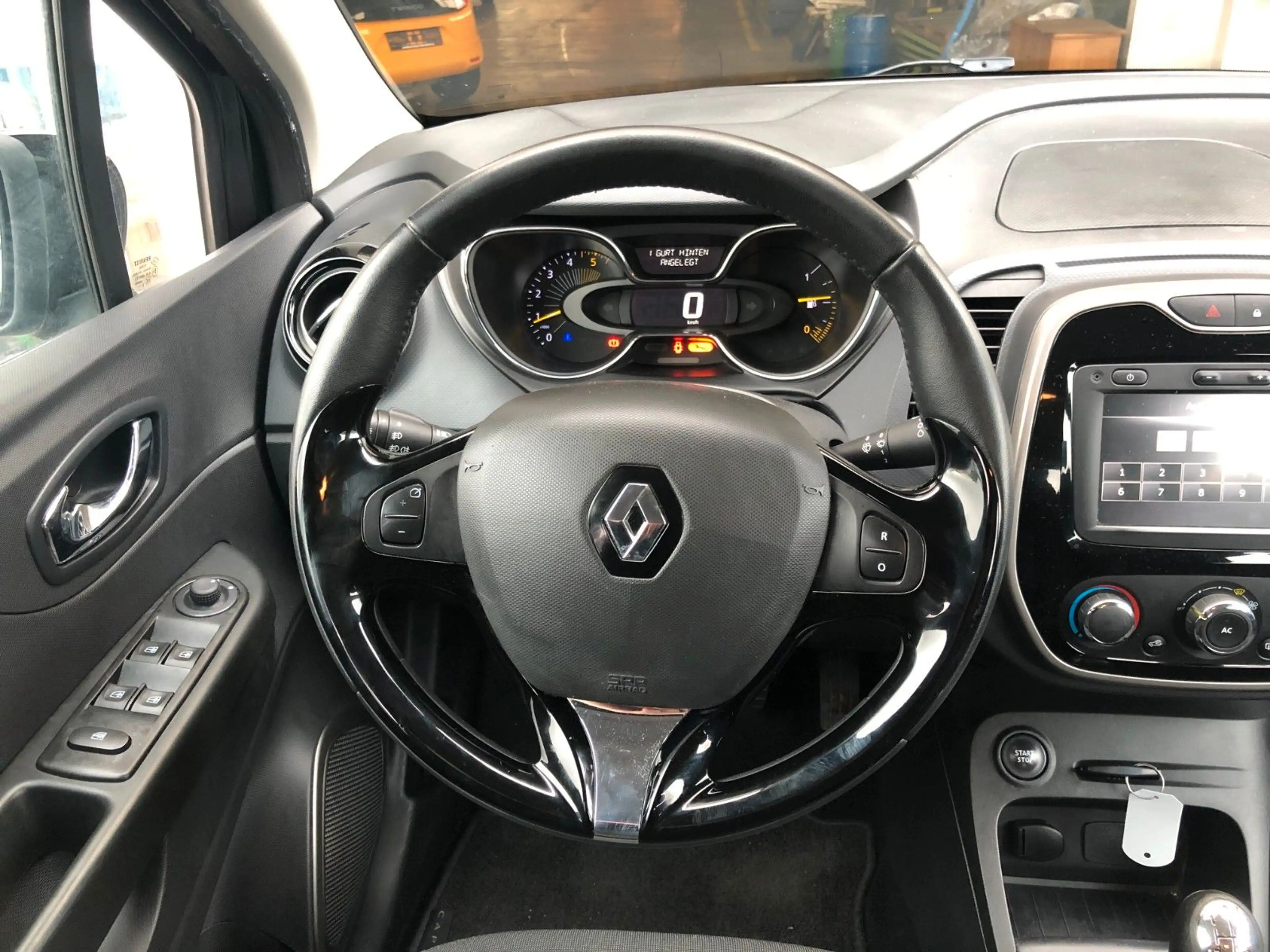 Renault Captur 1.5  dCi 90 Start&Stop eco2 — photo 14