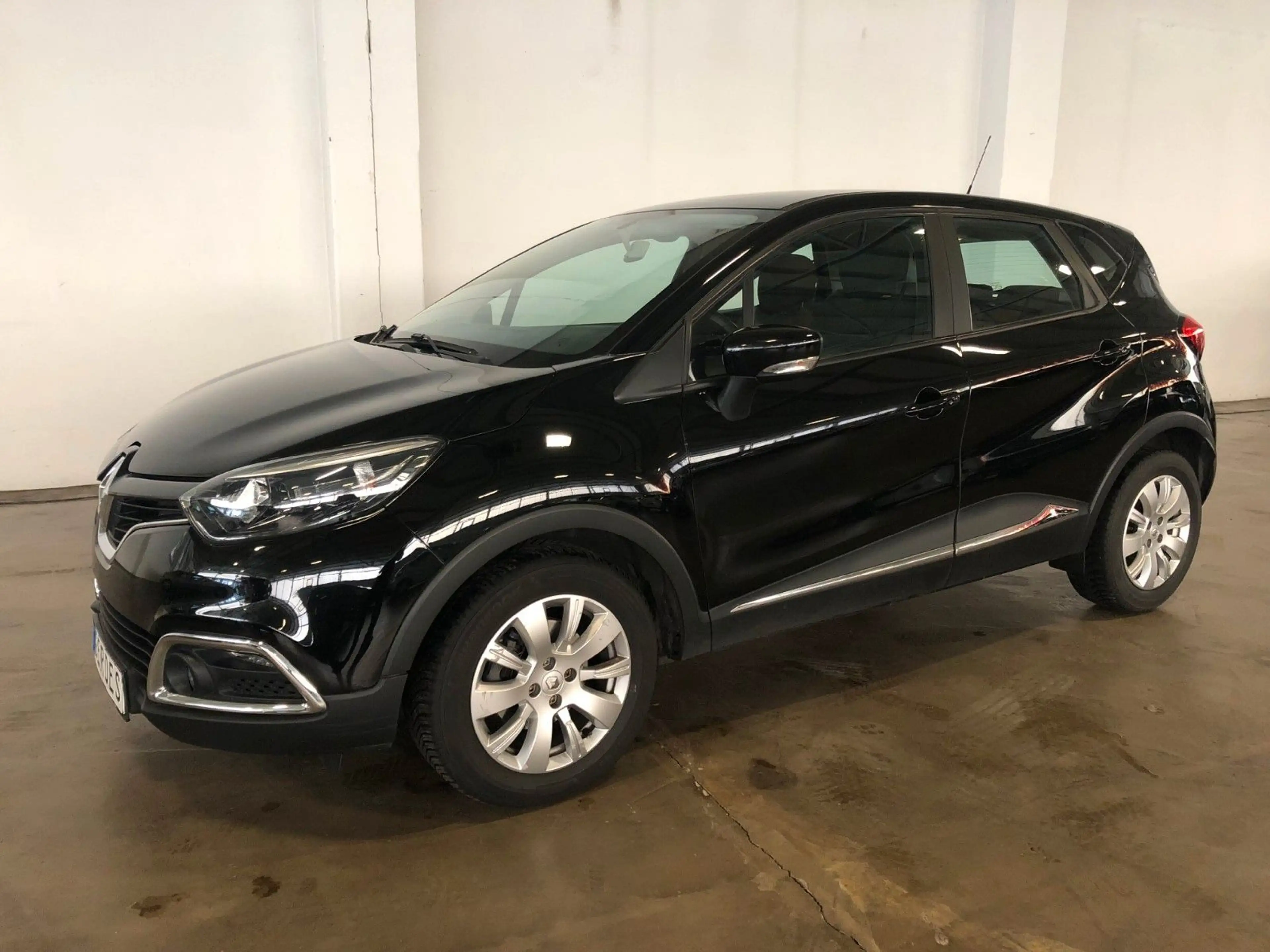 Renault Captur 1.5  dCi 90 Start&Stop eco2 — photo 2
