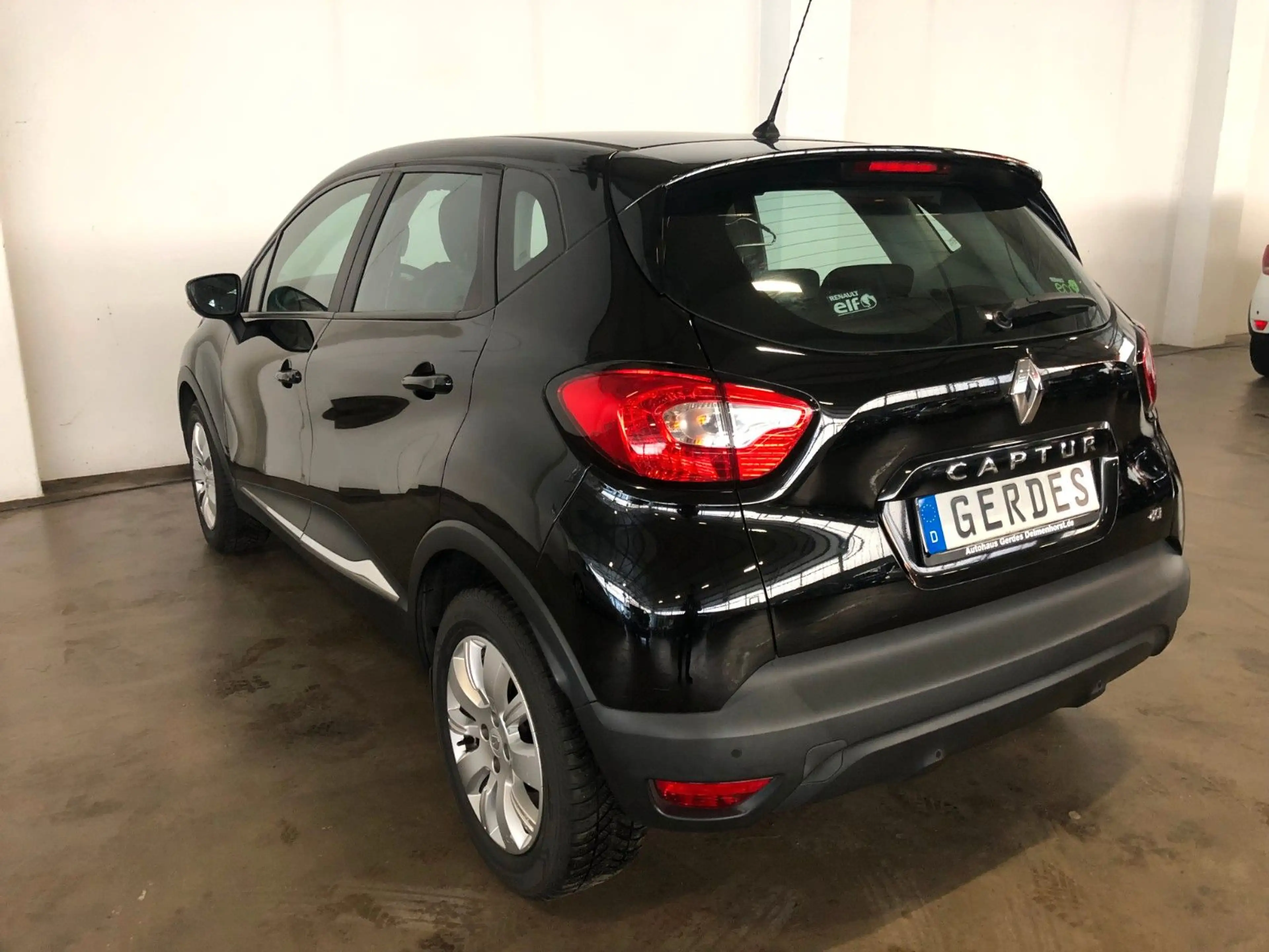 Renault Captur 1.5  dCi 90 Start&Stop eco2 — photo 9