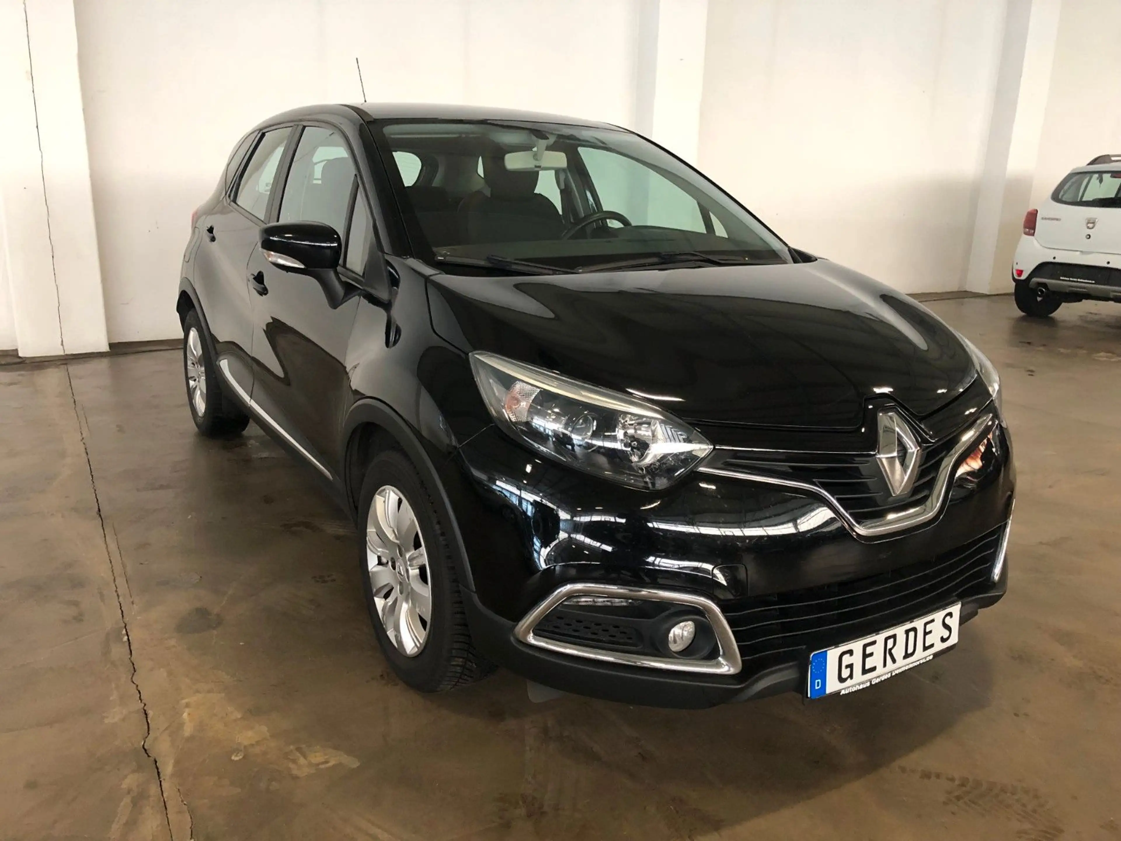 Renault Captur 1.5  dCi 90 Start&Stop eco2 — photo 6