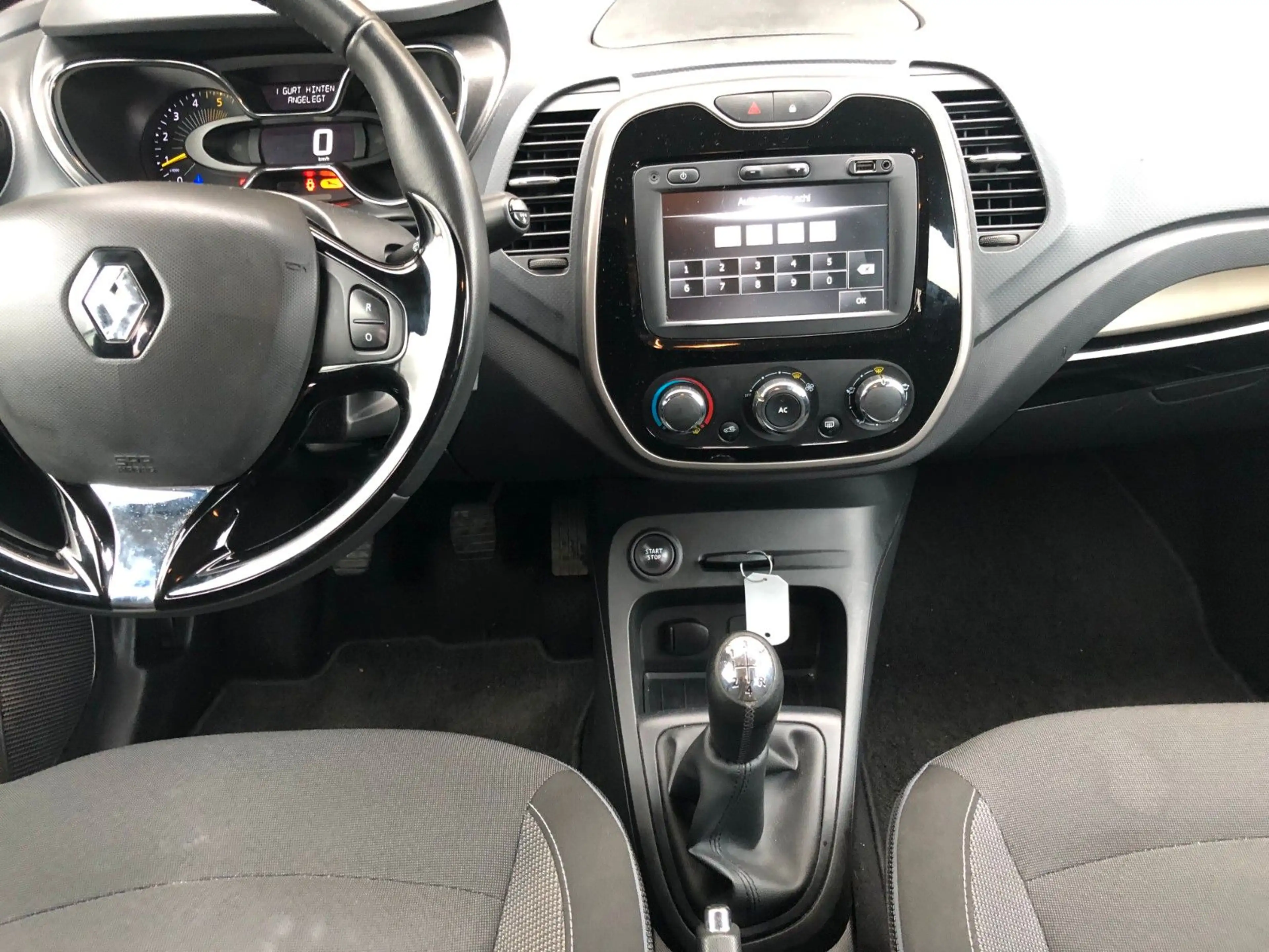 Renault Captur 1.5  dCi 90 Start&Stop eco2 — photo 15