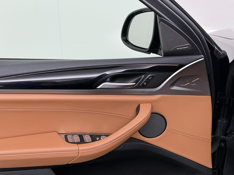 BMW X4 xDrive20i M Pakket Panoramadak NL Auto NAP — photo 12
