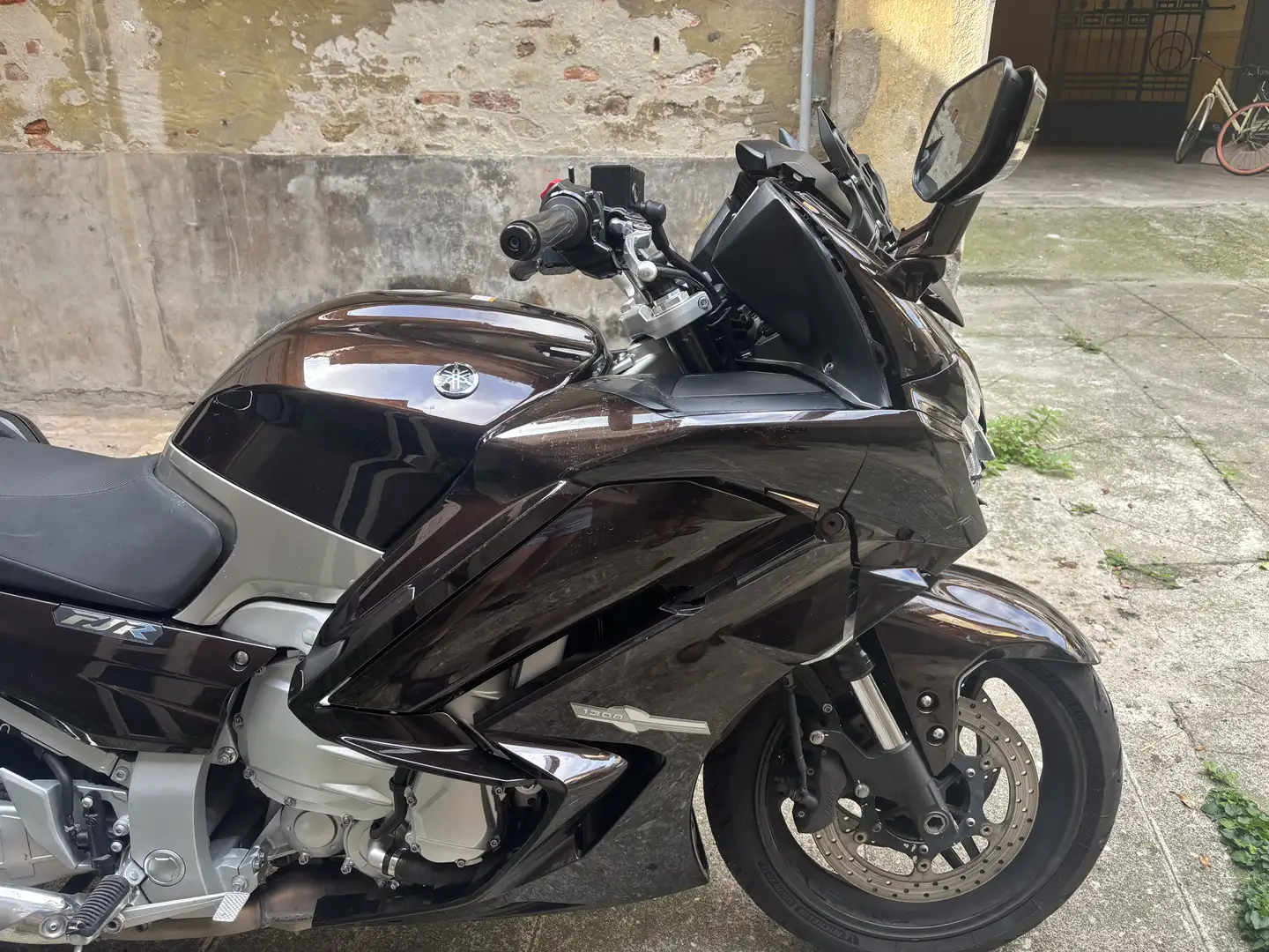 Yamaha FJR 1300 ae - 2