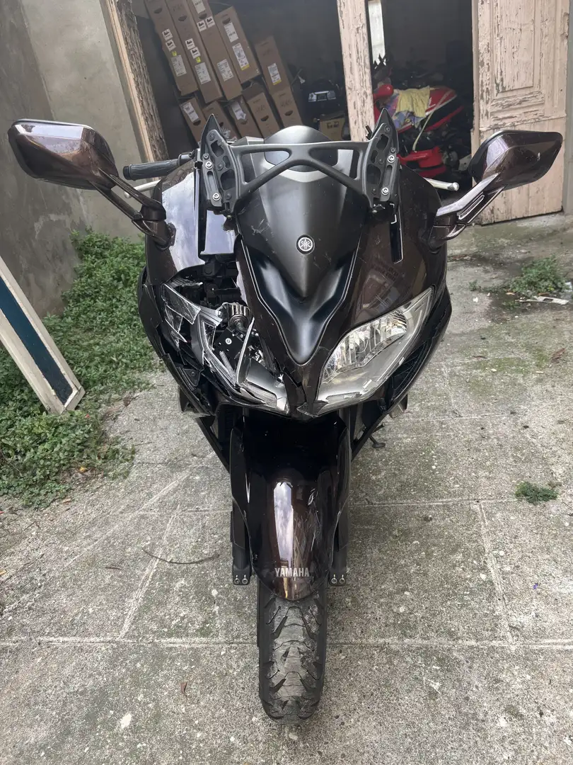 Yamaha FJR 1300 ae - 1