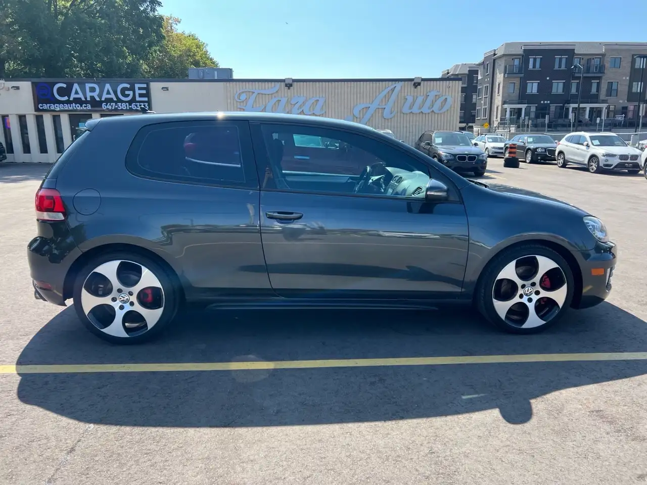 Volkswagen Golf GTI снимка Volkswagen Golf GTI