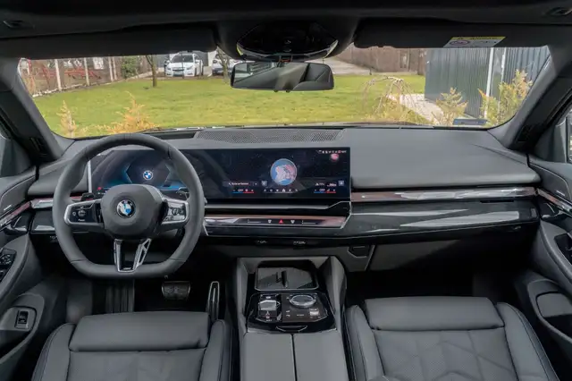 BMW M view 13