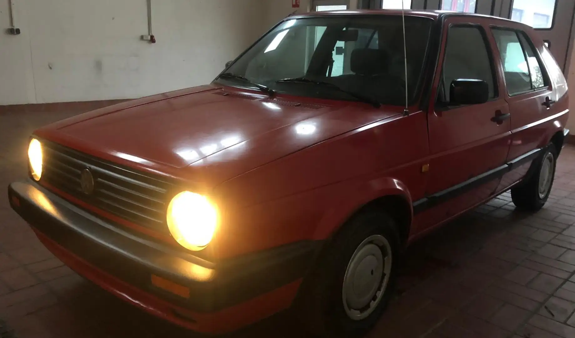 Volkswagen Golf GL Rot - 1