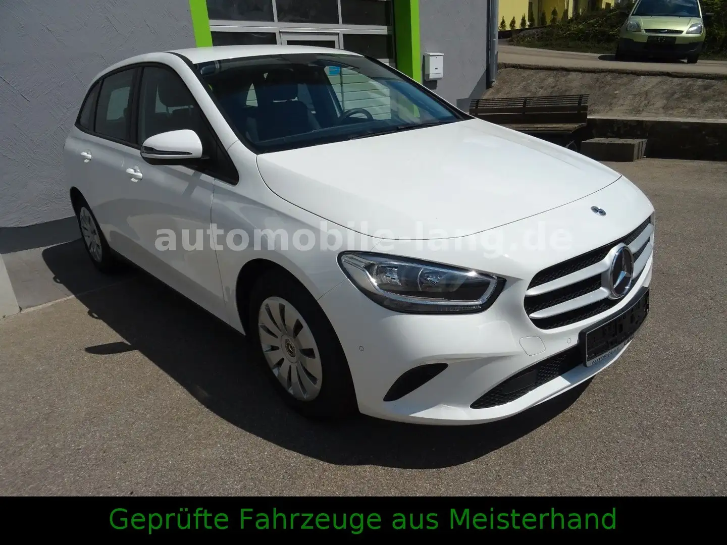 Mercedes-Benz B 180 #SHZ #NAVI #PDC #Business-Paket #1.Hand Weiß - 1