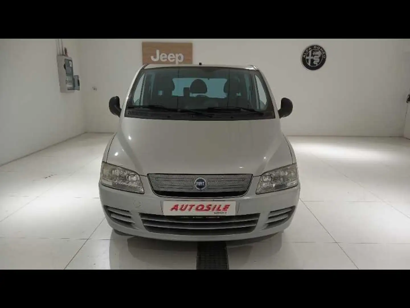 Fiat Multipla II 1.6 16v natural power Dynamic Grau - 2