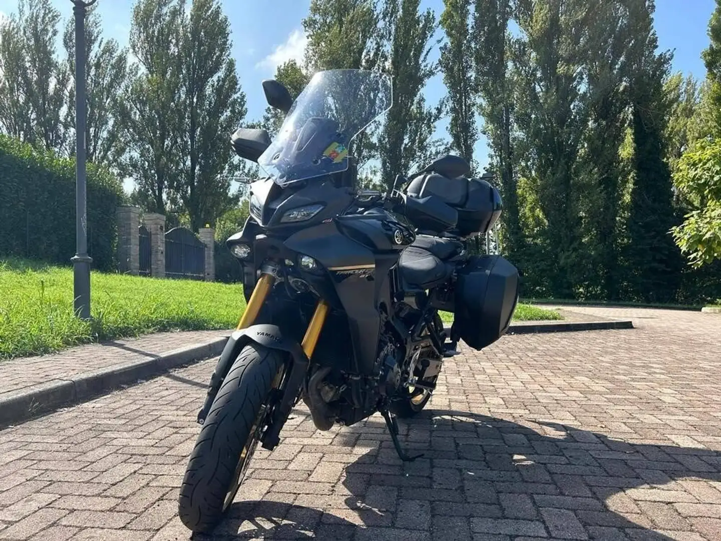 Yamaha Tracer 9 GT Nero - 1