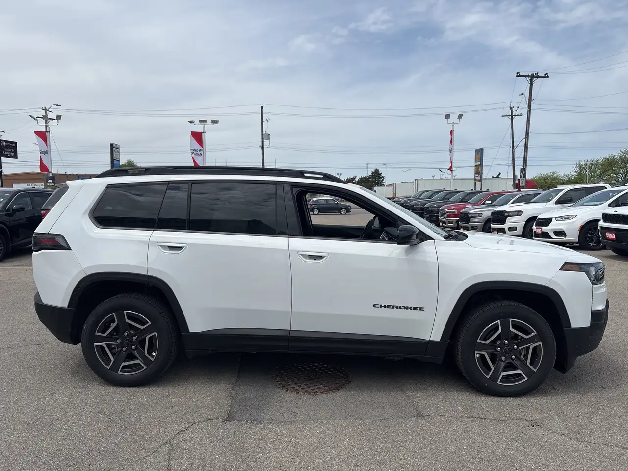 Jeep Cherokee снимка Jeep Cherokee