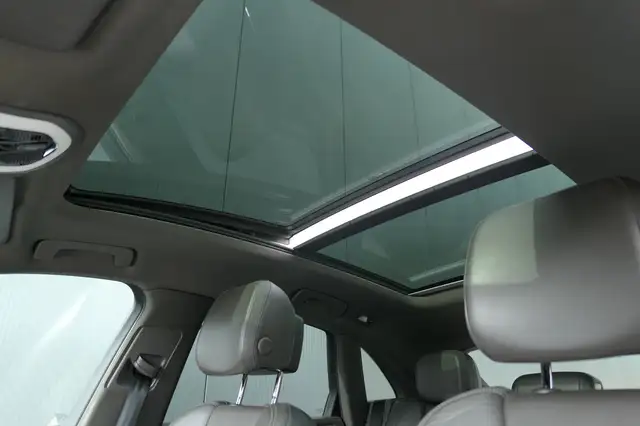 Porsche Macan view 7
