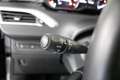 Peugeot 2008 1.2 PureTech Signature Automaat. Airco | Cruise | Grijs - thumbnail 16