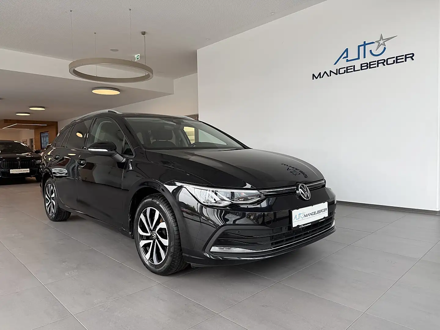 Volkswagen Golf Variant 2,0 TDI Life DSG Schwarz - 1