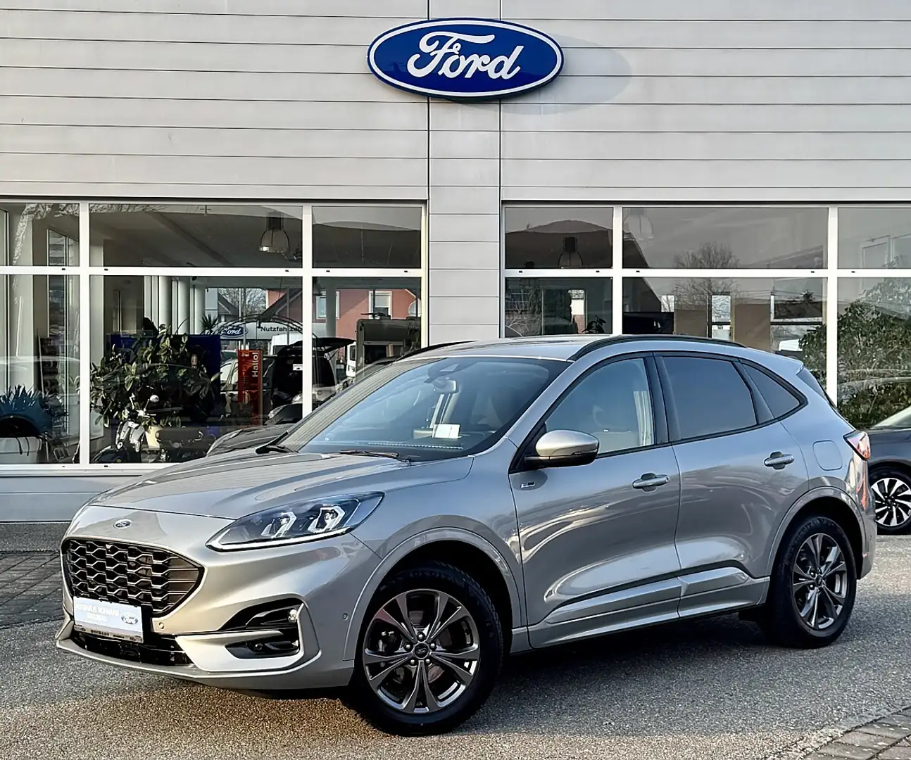 Ford Kuga ST Line - Allrad - Winterpaket - FahrerassP. Grau - 1