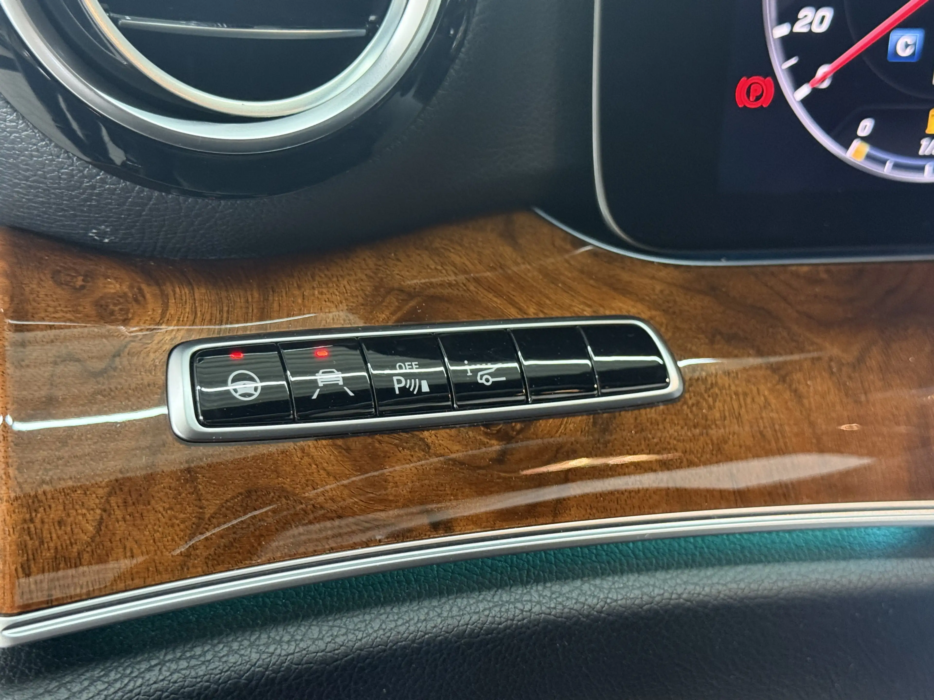 Mercedes-Benz E 450 E 450 4Matic 360° Kam HUD Leder ACC AHK — photo 14