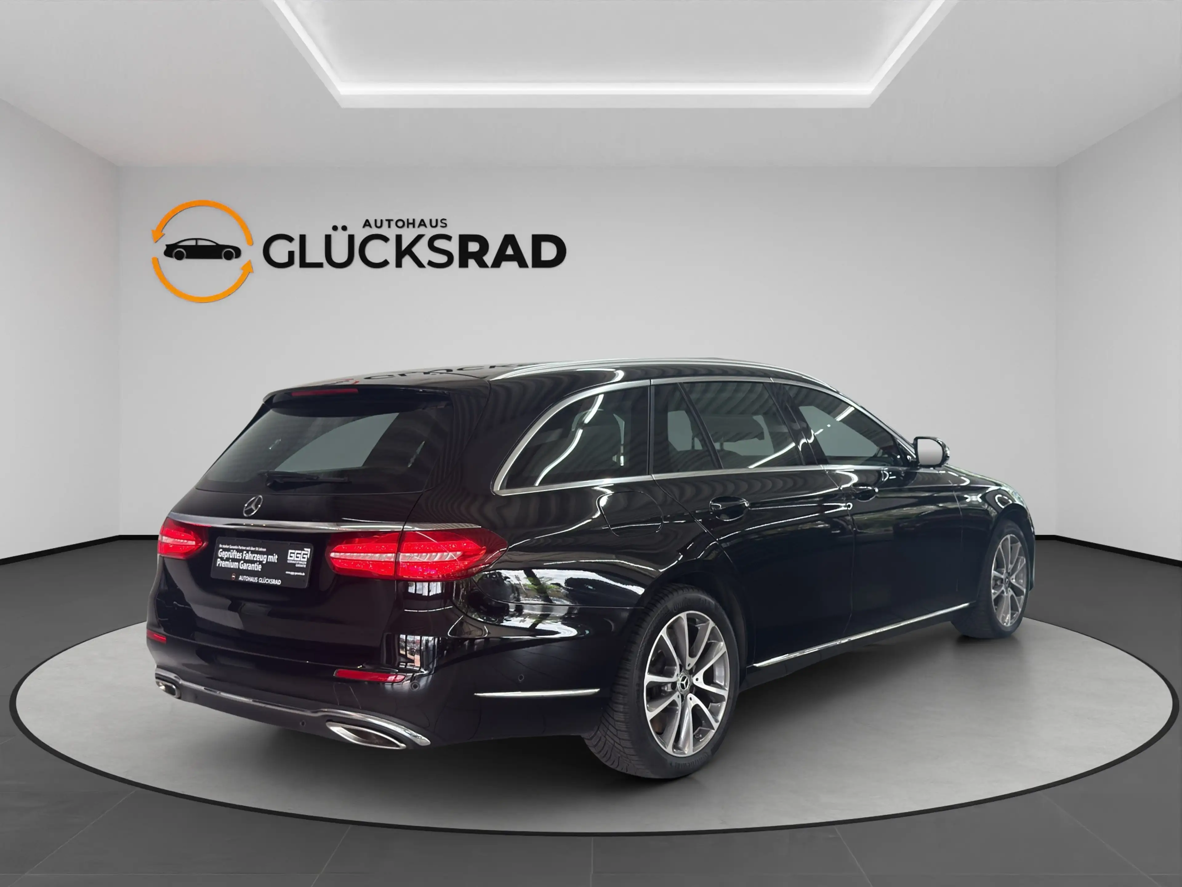 Mercedes-Benz E 450 E 450 4Matic 360° Kam HUD Leder ACC AHK — photo 15
