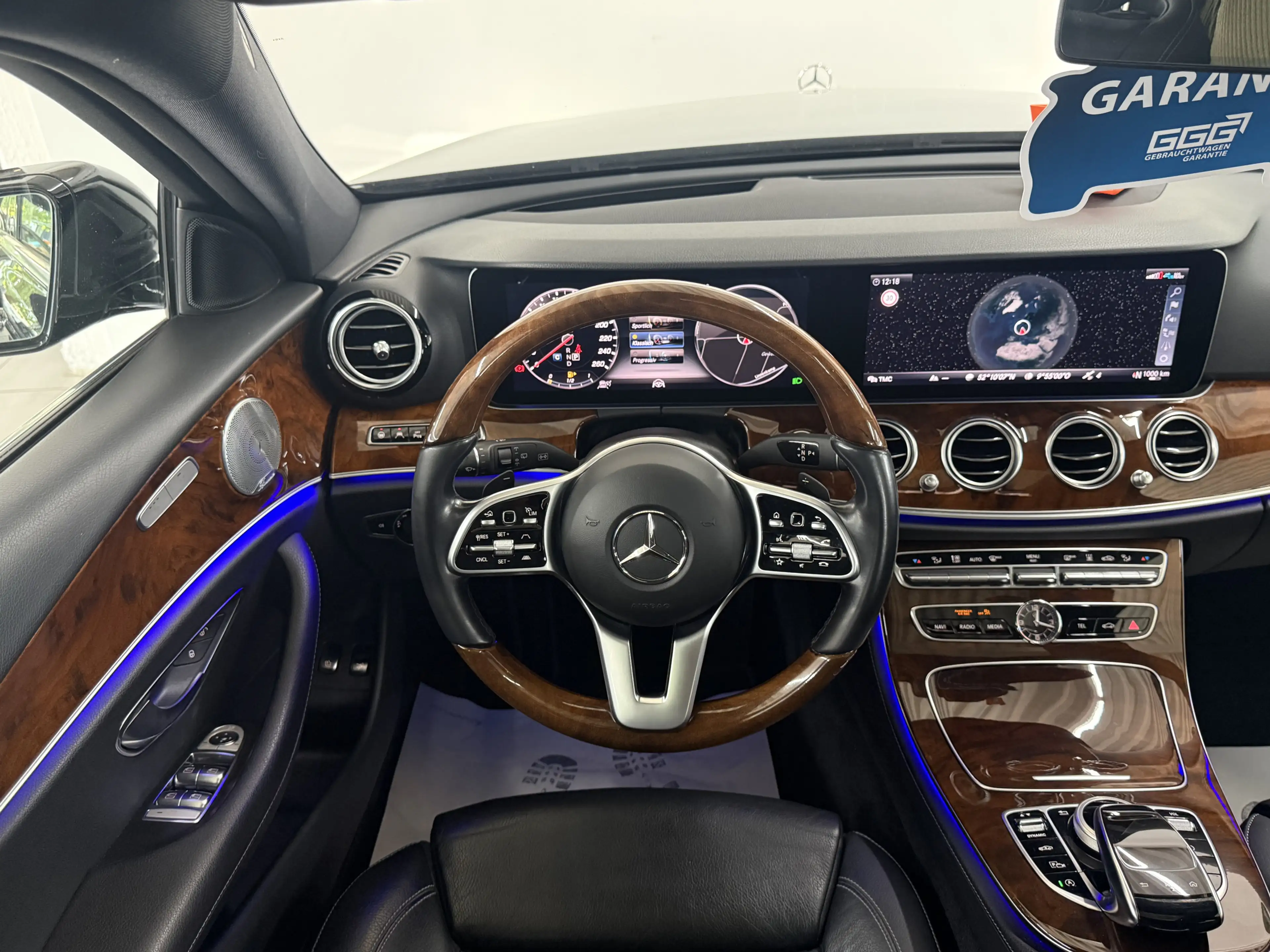 Mercedes-Benz E 450 E 450 4Matic 360° Kam HUD Leder ACC AHK — photo 10