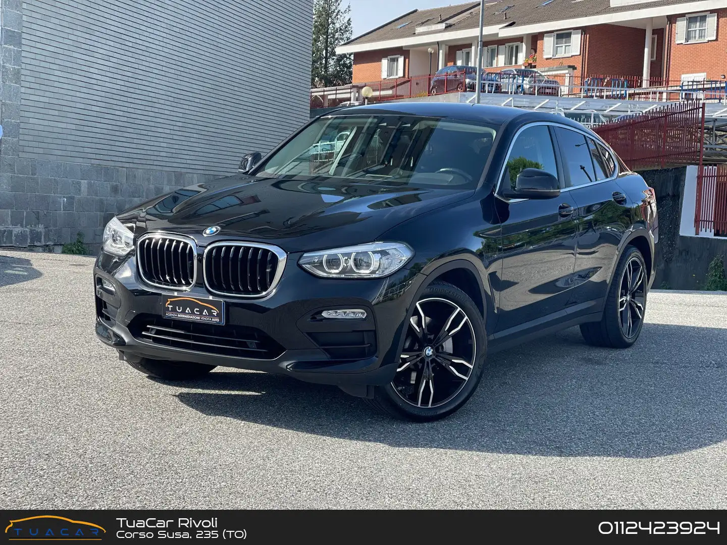 BMW X4 25 d Business Advantage 230cv Zwart - 1