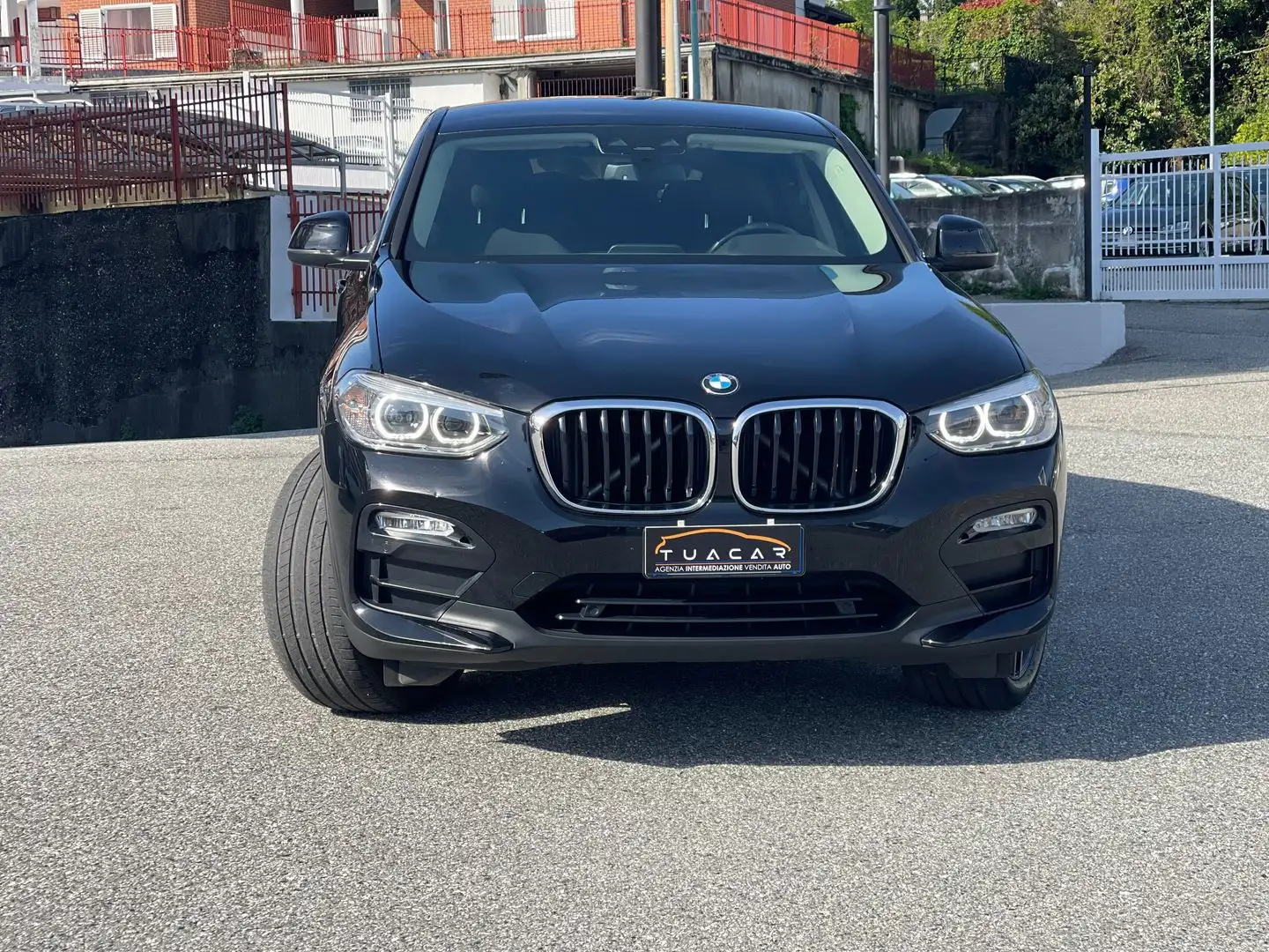 BMW X4 25 d Business Advantage 230cv Zwart - 2