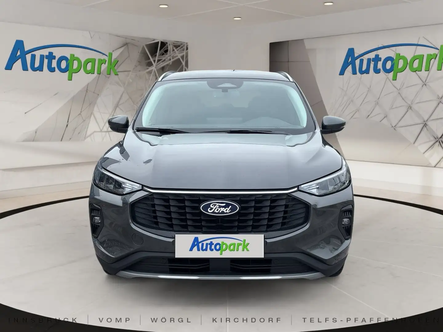 Ford Kuga FHEV Titanium CVT 4WD Grau - 2