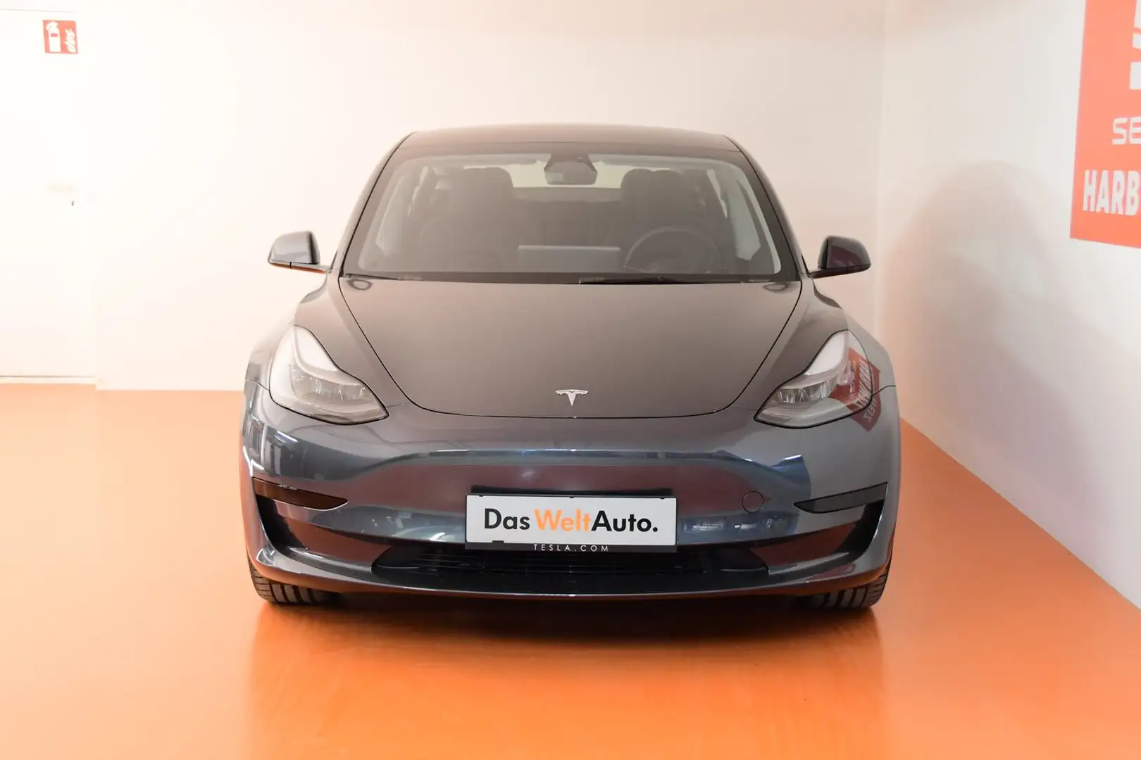 Tesla Model 3 Long Range 75kWh Stříbrná - 2