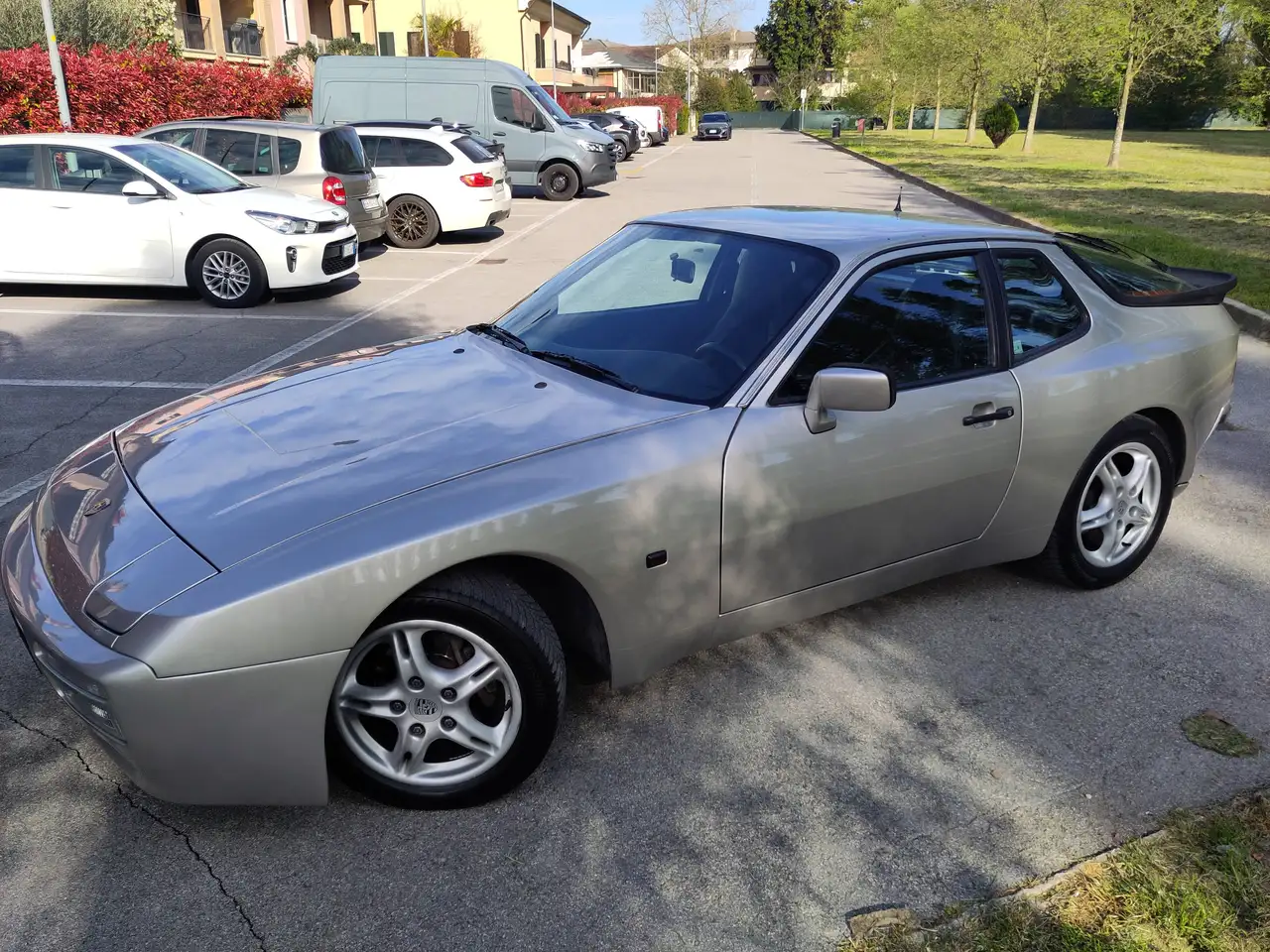 Porsche 944 Coupe 2.5, foto 1