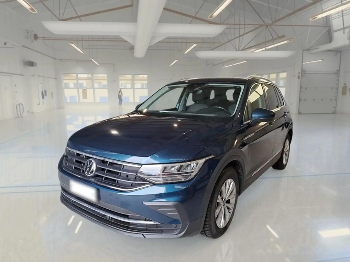 Volkswagen Tiguan 2.0 TDI SCR 110KW Life DSG - 1
