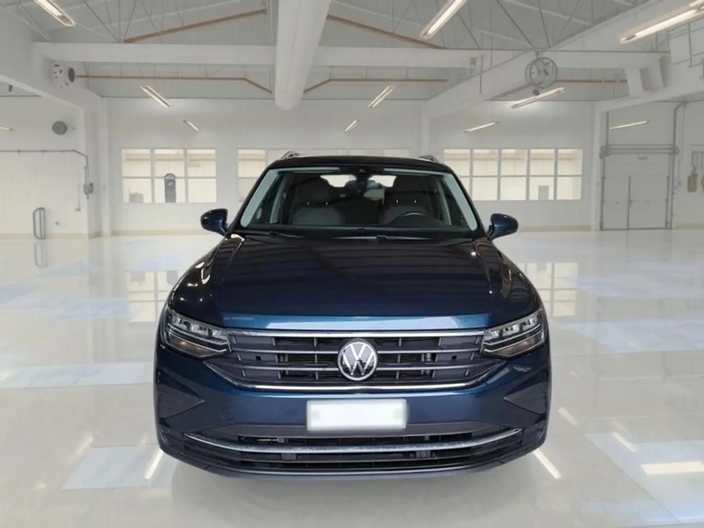 Volkswagen Tiguan 2.0 TDI SCR 110KW Life DSG - 2