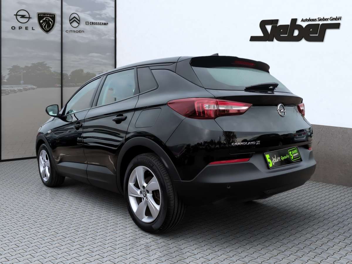 Opel Grandland