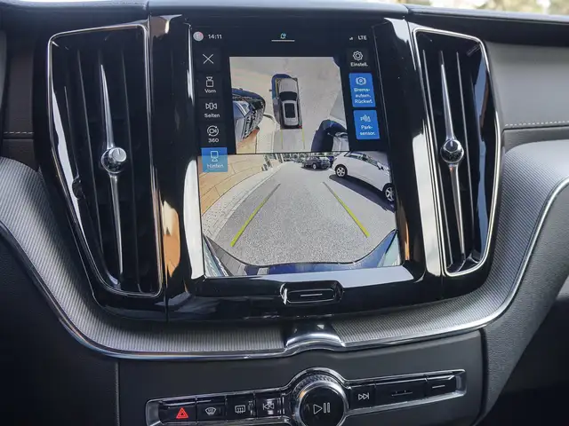 Volvo XC60 view 14