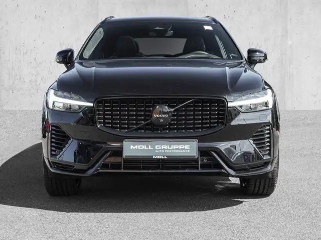 Volvo XC60 view 3