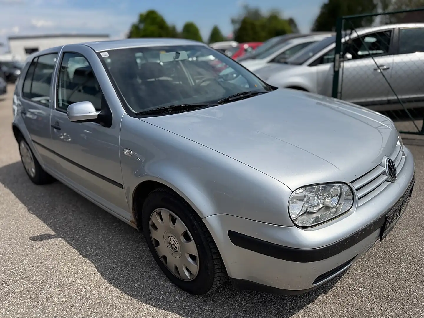 Volkswagen Golf Silber - 1