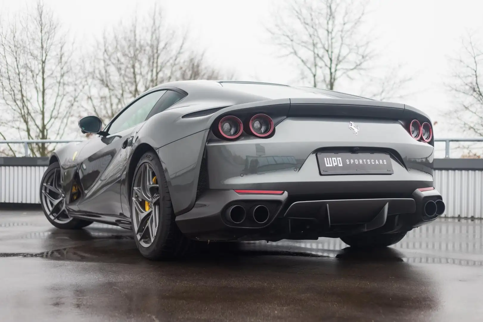Ferrari 812 6.5 V12 Superfast HELE Grijs - 2