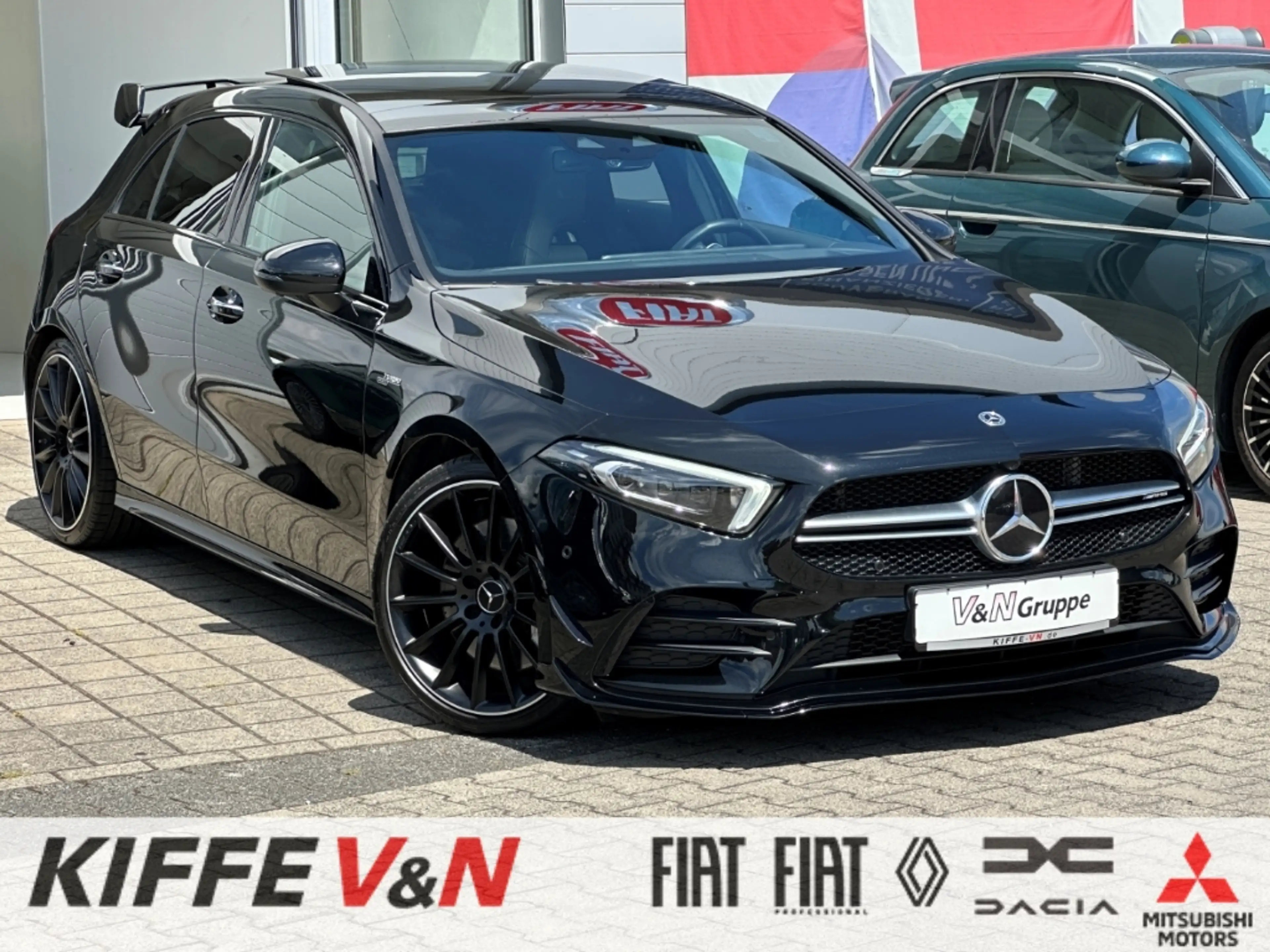 Mercedes-Benz A 35 AMG 4M BURMESTER HUD PANO 360 DISTR+ MEMORY