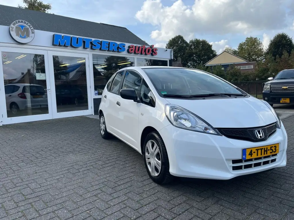 Honda Jazz 2014 из Европы — купить под ключ