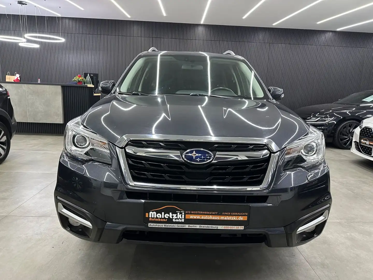 Subaru Forester 2.0 Exclusive*AHK*Panorama*X-Mode* Gris - 2