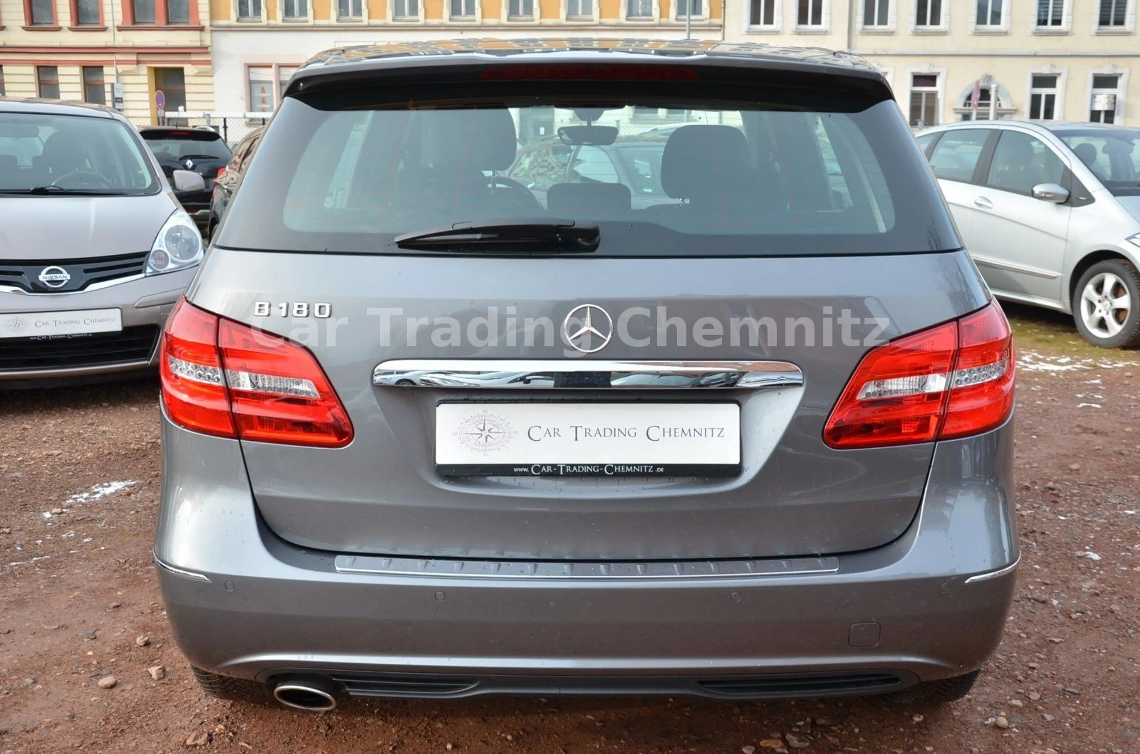 Mercedes-Benz B 180 Xenon Navi Klima Sitzheizung Tüv 10/2027 — photo 6